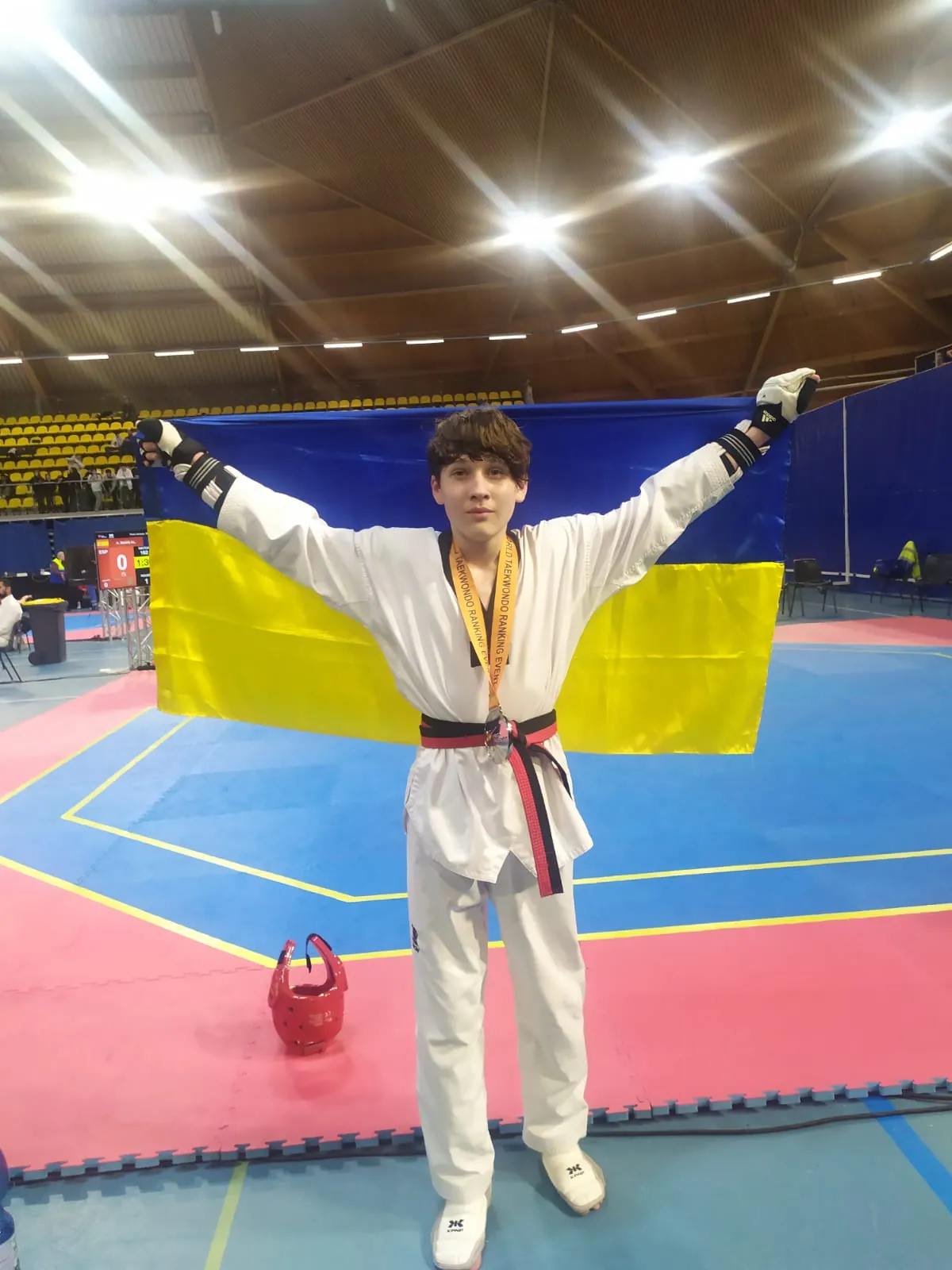 Еміль Бовсуновський — срібний призер міжнародного турніру Dutch Open Taekwondo Championships 2023
